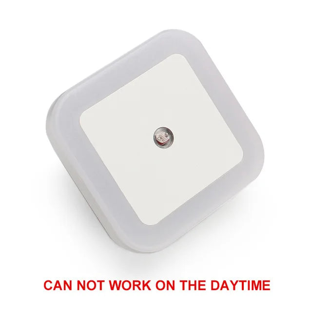 EU/US vtična LED nočna svetilka z senzorjem svetlobe – varčna, za otroke, ob postelji, kopalnico ali stensko uporabo, za spalnico in dom