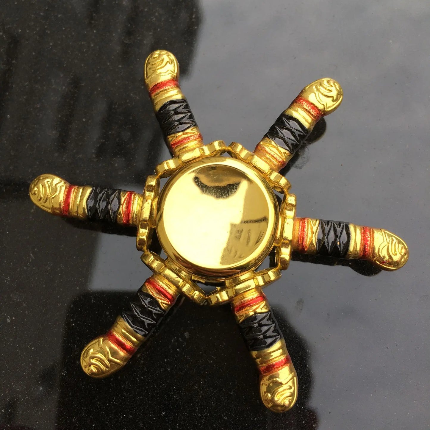 Trpežen kovinski fidget spinner | Antistres zabava za otroke in odrasle