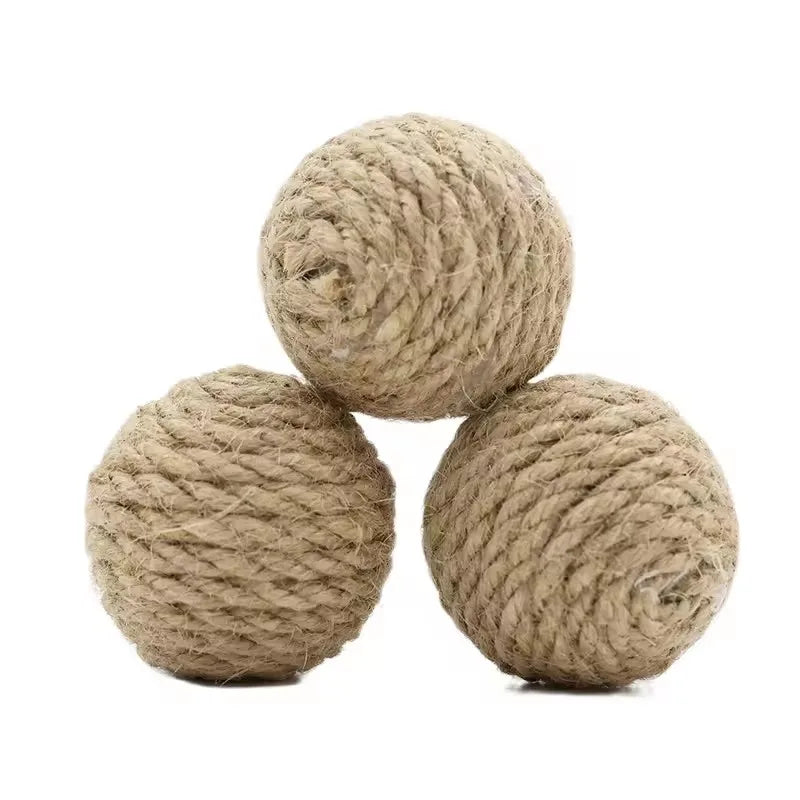 Interaktivna Sisalna Žogica za Mačke – Ročno Izdelana, Z Zvokom, Za Igranje in Lov